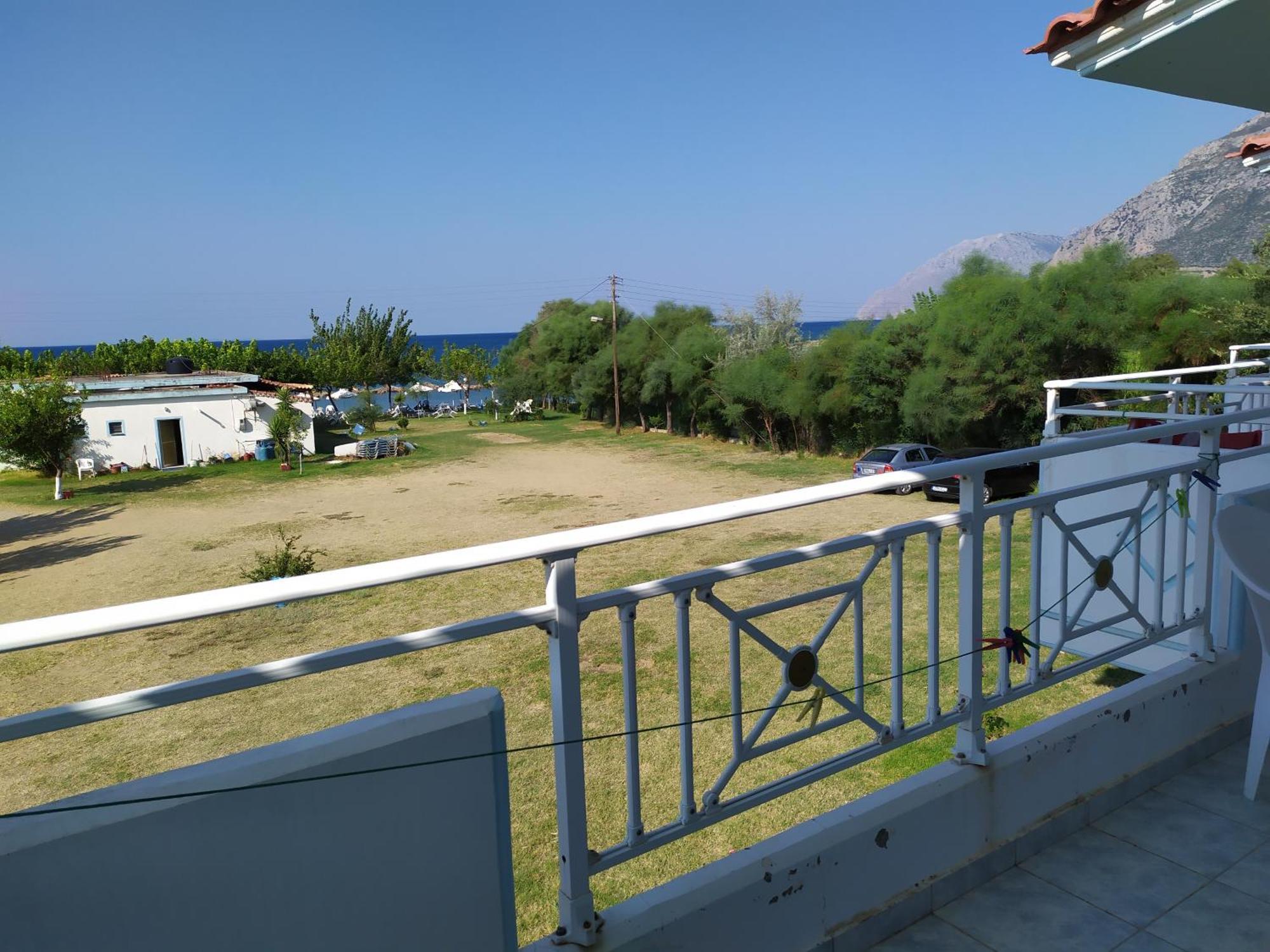 Makinia Beach Nafpaktos Exterior foto